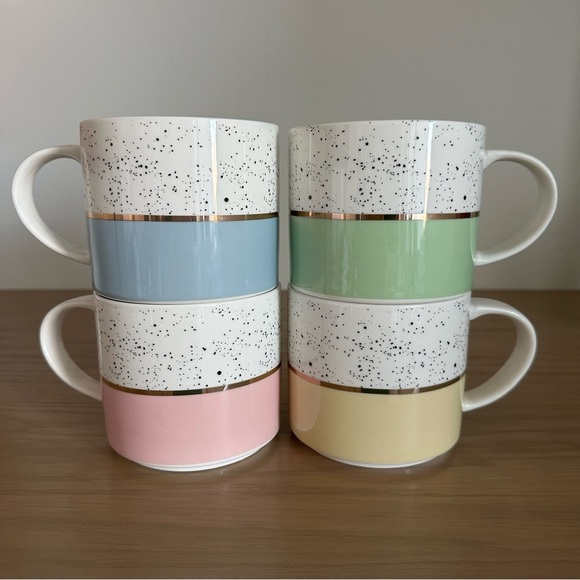 Other - Set of 4 Stackable Coffee Cups Mugs